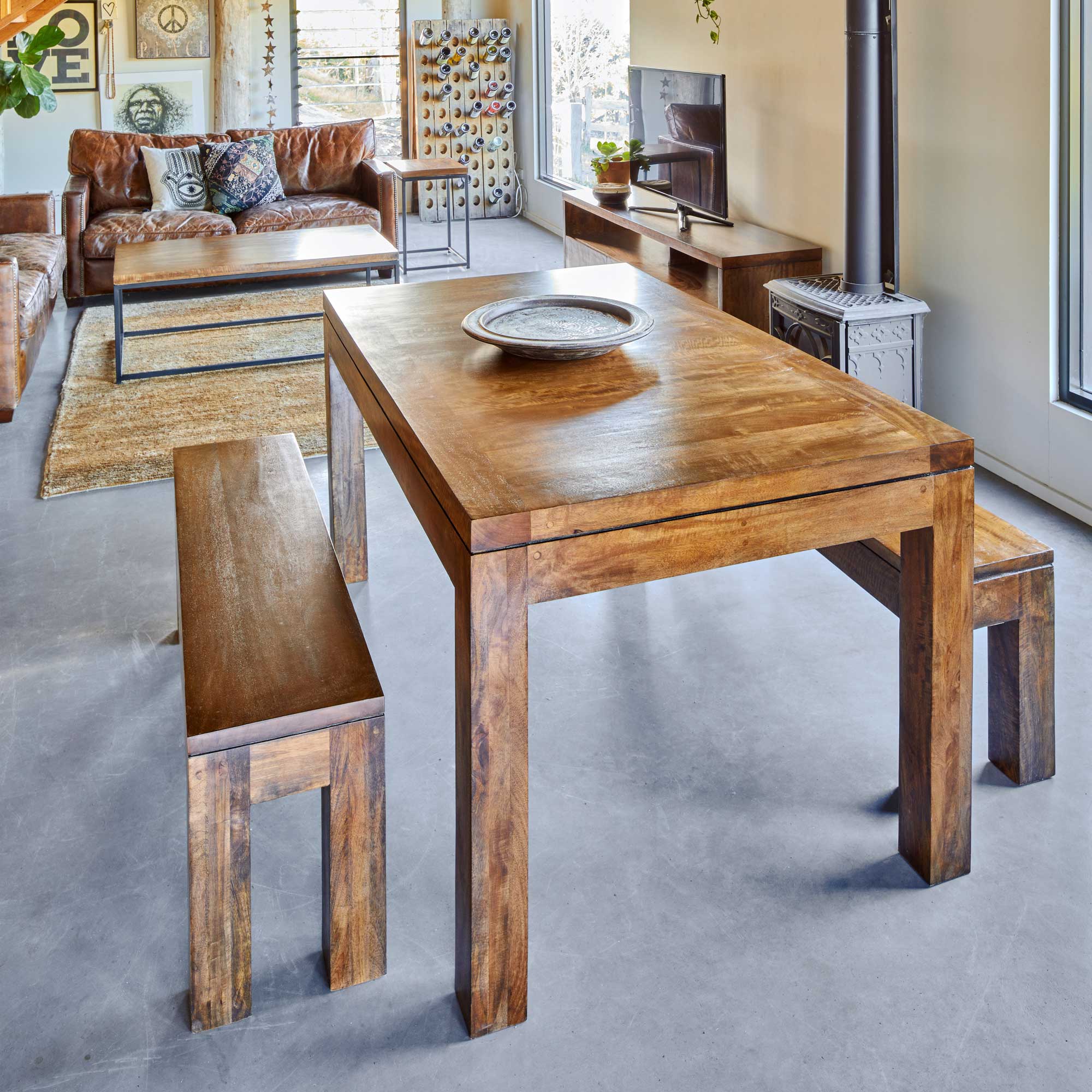 NEW-YORK-DINING-TABLE-BENCH-SET